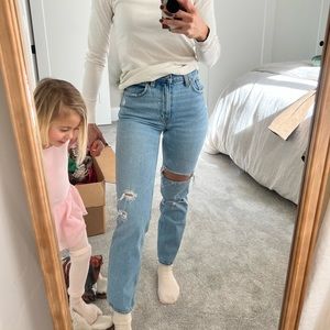 Abercrombie 90’s straight ultra high rise jeans